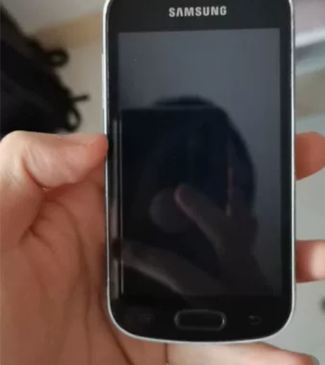 三星GT-S7572功能一切正常，目测8成...