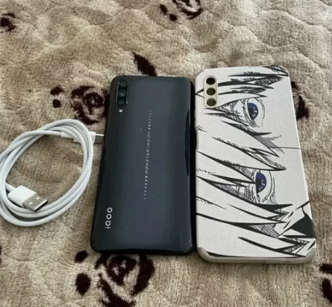 vivo iQOO  8G+128G，顶配...