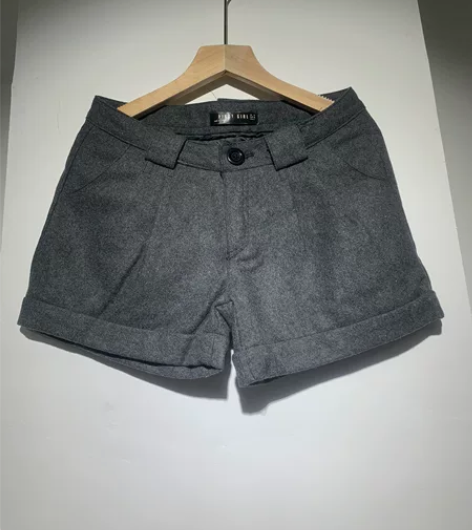 灰色毛呢短裤女装女式 M码
