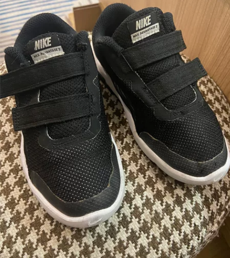 耐克运动鞋，男童，内长16cm，鞋子很新、...