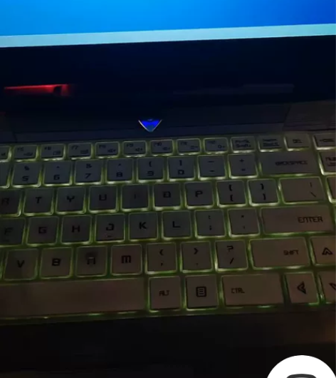自家用机械师f117全原装游戏本!外观有磨...