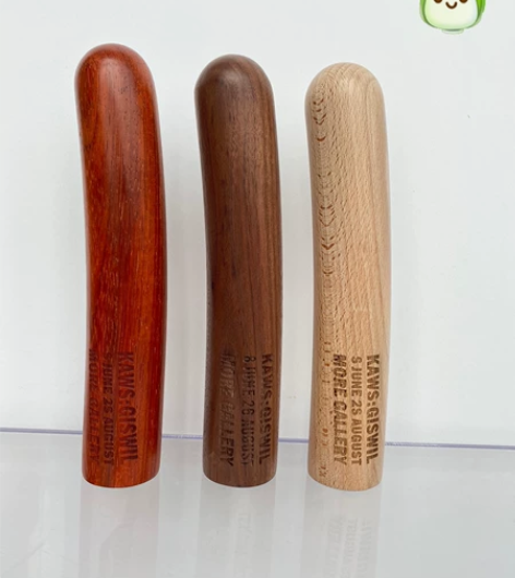 KAWS谎言的鼻子展会限定款限量25只匹诺...