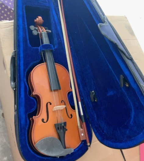 同城自取优惠。孩子小时候用的小提琴，让给需...