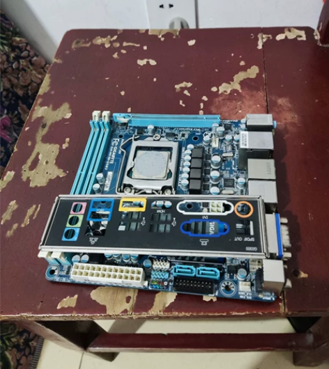 技嘉H61itx主板 USB3.0支持22...