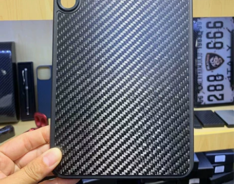 苹果iPad mini6，碳纤维+TPU全...