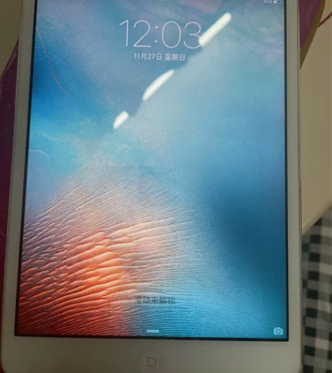 出苹果ipad mini第一代 有点磕碰 ...
