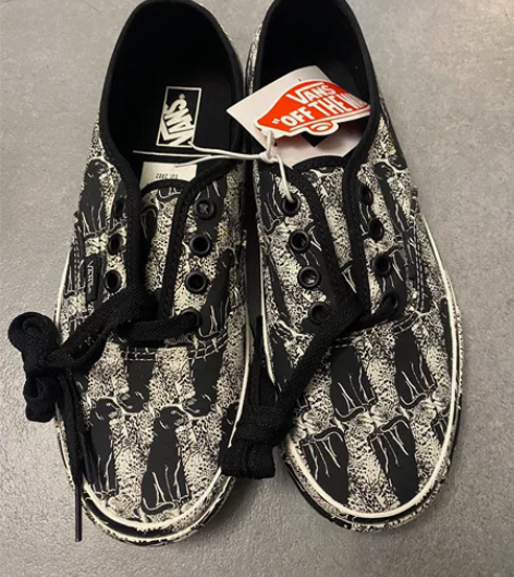 Vans公司内购，全新保正，不正白送，有吊...