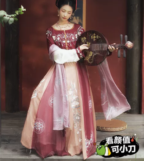 出！！！！淘宝入手耀春花瑶归原创汉服女坦领...