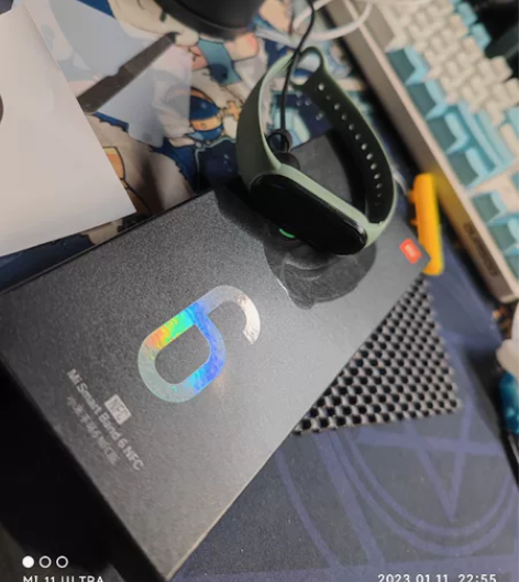 小米手环6NFC版本成色还行，过保，也没啥...