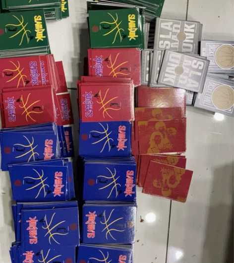 卡德灌篮高手普卡全套，全套一共50包邮，还...