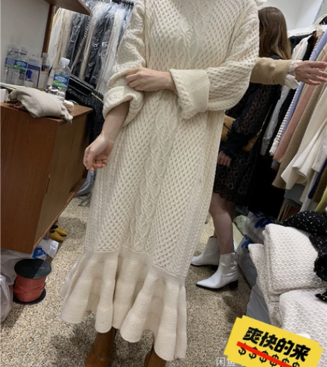 原价339购买。韩国东大门秋冬鱼尾裙摆麻花...