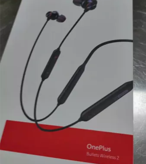 一加无线蓝牙耳机，当时跟手机一起买的，不是...