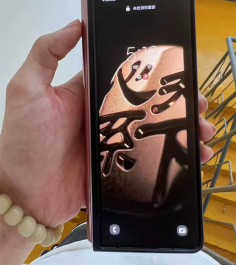 三星心系天下顶配折叠屏手机，国行12g 5...