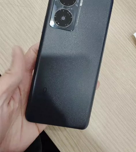 vivoY77 12+256大内存 纯原靓...