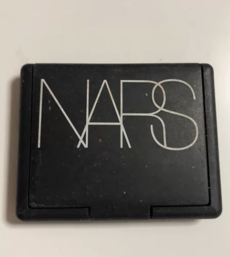 Nars 双色眼影 Tzarine打底及眼...