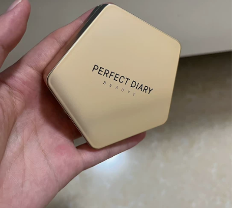 完美日记高光钻石修容02号浅香槟 全新没用过（色号不适合）非...
