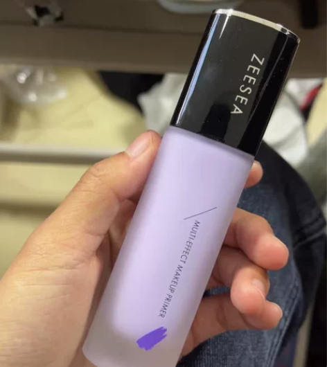 滋色隔离 买多了放在家里也是闲置全新的还有...