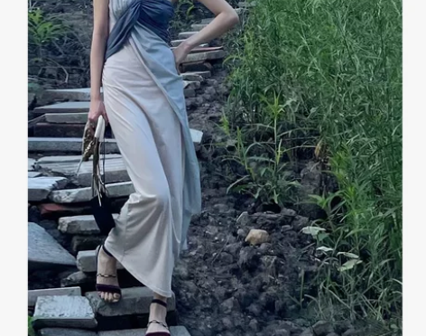 希腊古典拼色褶皱修身连衣裙露肩不规则设计感...