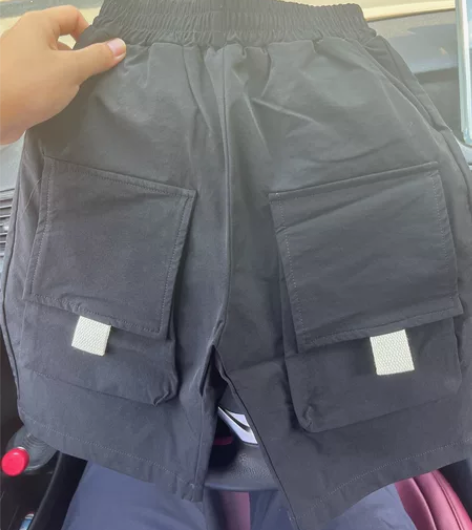 全新工装儿童短裤，尺码120，适合身高11...