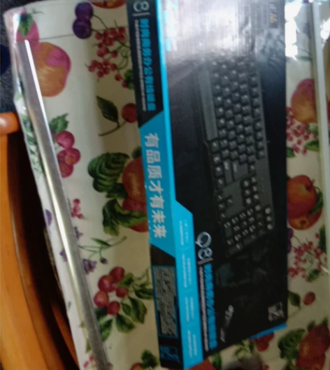 电脑键盘 感兴趣的话点“我想要”和我私聊吧~