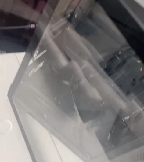 换机箱了出，用了几个月没有划痕！看视频，尺...