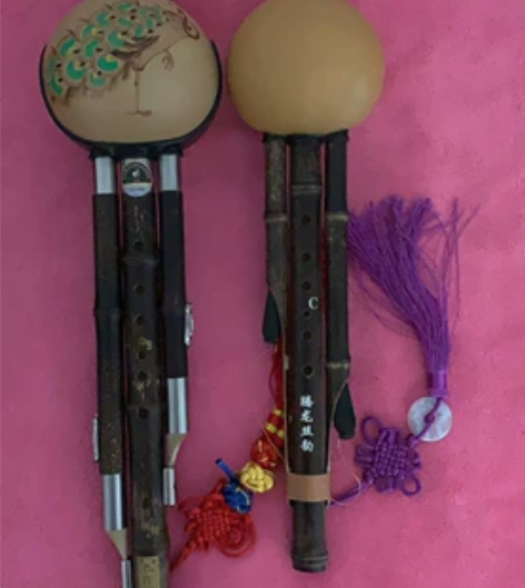 葫芦丝 两个全部出售 均全新 声音悦耳，演...