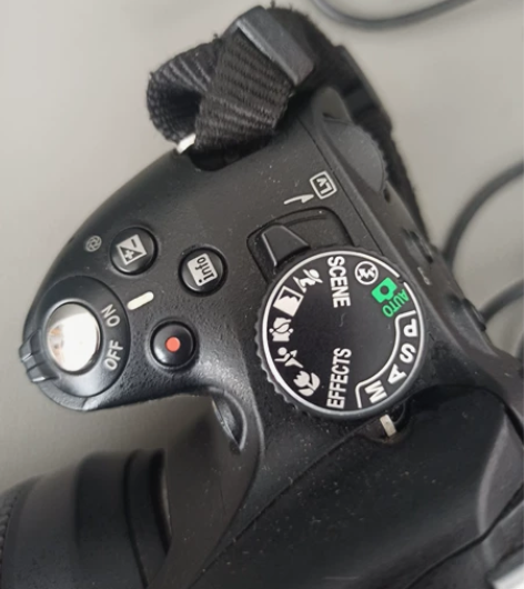 尼康D5100单反相机，配18-105mm...