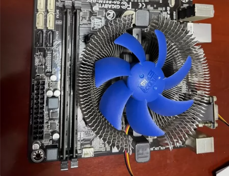 b85md2v主板 9成新无拆修 无盒包邮