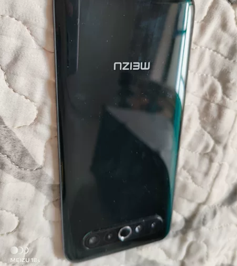 魅族17墨松绿8+128 京东自营买的，1...