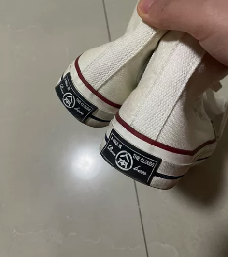 人本白色帆布鞋,没穿过几次,便宜出 感兴趣...
