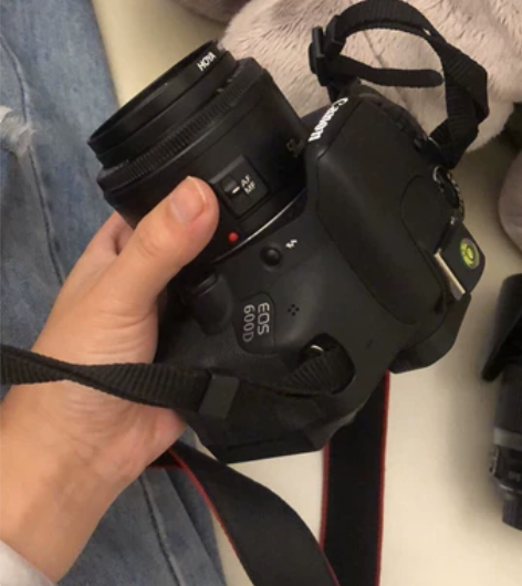 出佳能600d单反相机带50-1.8小痰盂...