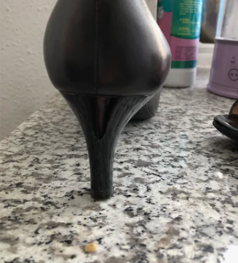 莱尔斯丹高跟鞋 专柜正品 鱼嘴没有防水台款...