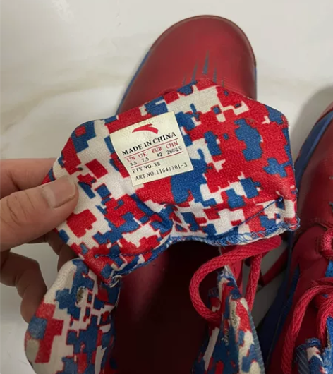 安踏42码篮球鞋 成色所见 感兴趣的话点“...