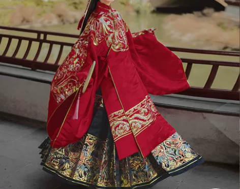 【出】如梦霓裳 宴春台 织金马面裙 黑色 ...