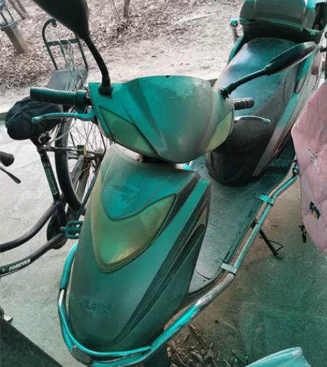 菲利普电动车，去年小九月份新换的电瓶。48...