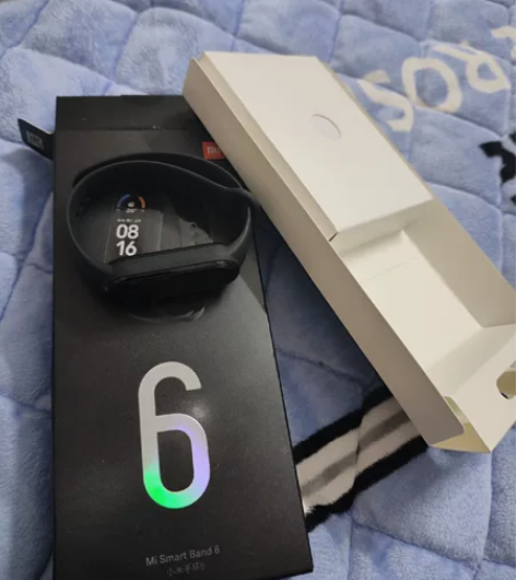 小米手环6  标准版 全新未使用过 外观完...