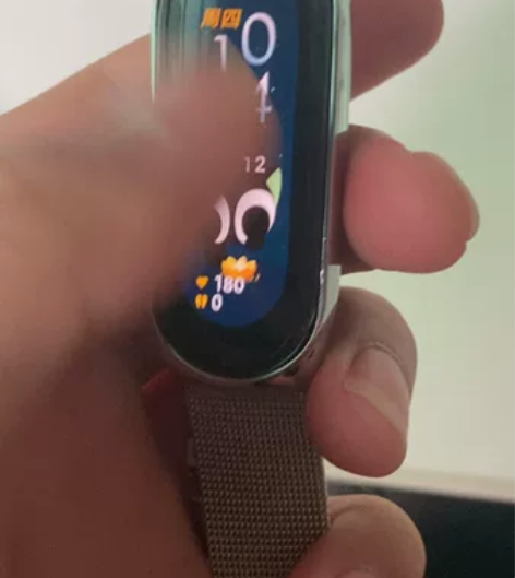 小米手环6NFC版本 ，95新前两个月买的...