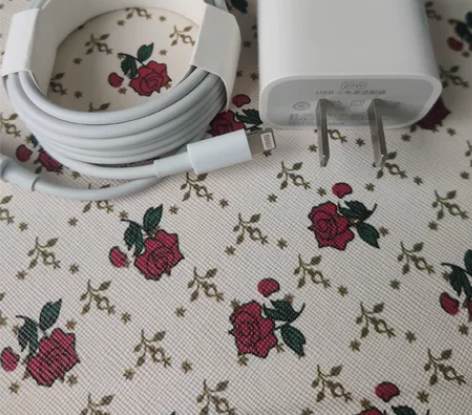 闲置一套全新手机充电器适用于苹果手机充电器...