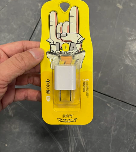 金佰利充电头，1000mA，充电速度快，表...