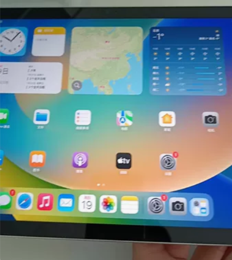 iPad 10代 iPad 十代，购买于旗...