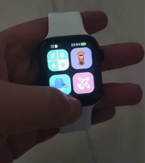 飞亚达智能手表 没用几天 基本全新 原机膜...