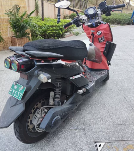 转让个人自用小绿牌五羊电动车，72v23安...