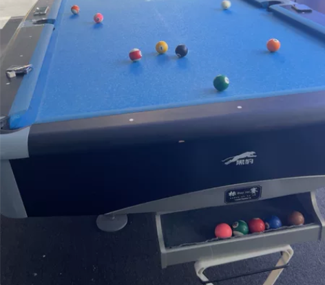 九球 台球桌。低价出售 感兴趣的话点“我想...