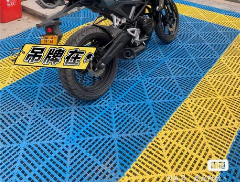 品牌型号： 迅龙v8(力帆150机器)（实...