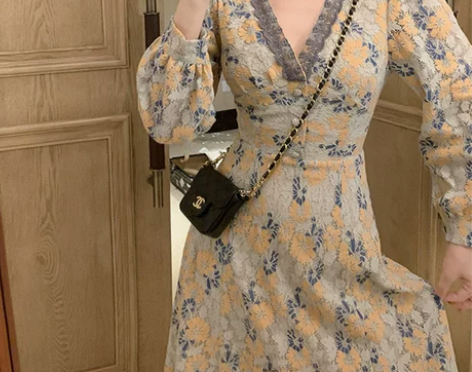 复古法式超仙气质打底连衣裙女大码减龄藏肉内...