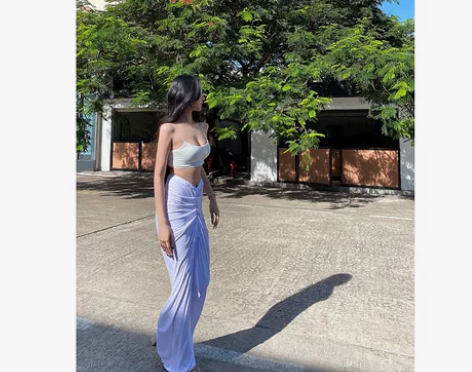 x0811x一套上衣+裙子 海边度假 探店...