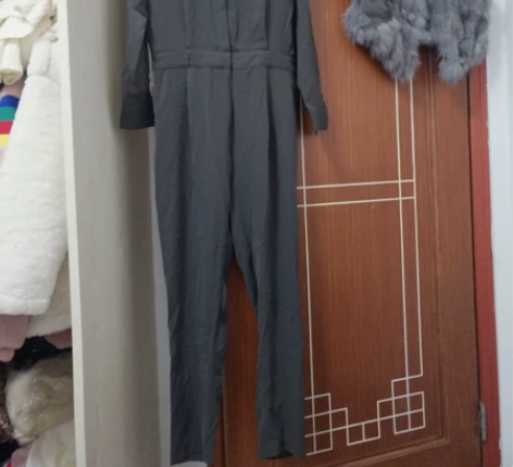 全新长连体裤身高要165以上才可以穿。是一...