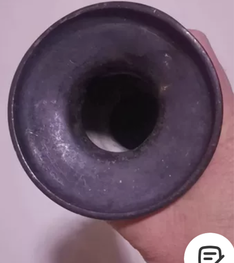 紫铜器一只，雕工细腻，器型图案耳朵均为传统...
