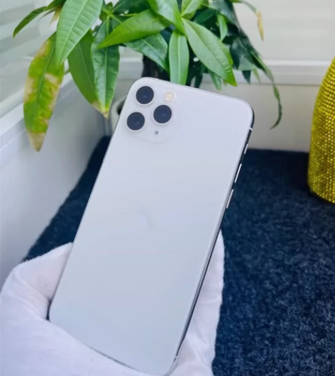 苹果11pro，国行256G，全网通双卡4...