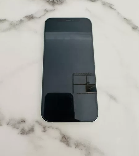 苹果12绿色,128G无任何痕迹,9.9成...